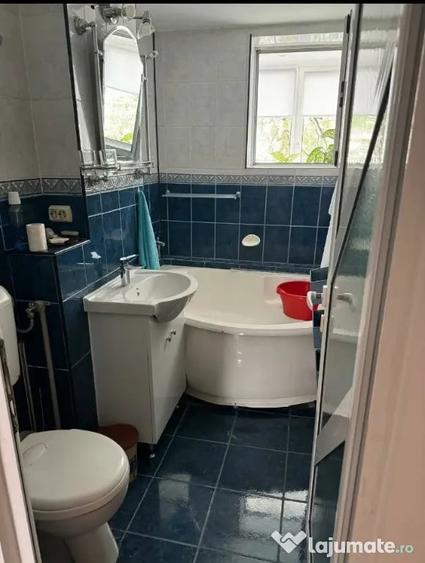 Apartament cu 3 camere semidecomandat în Ultracentral