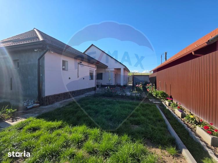 Casă cu 3 camere cu Teren 367 Mp în Central