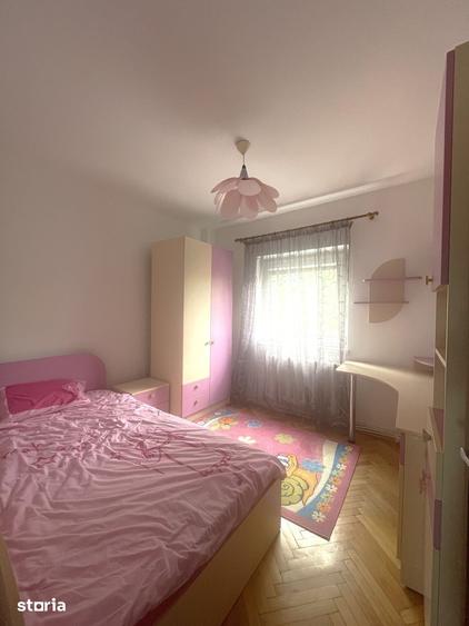 Apartament cu 3 camere decomandat în Tolstoi