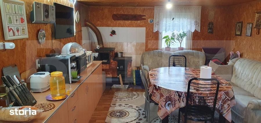 Casă cu 7 camere cu Teren 1750 Mp în Poiana Stampei