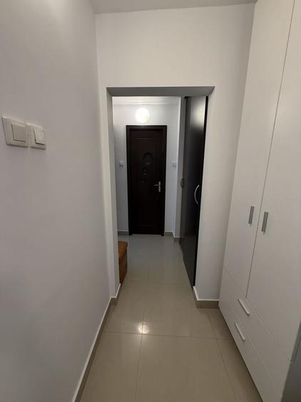 2 camere Otopeni central, renovat, prima inchiriere - 1