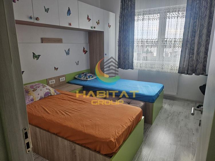 Apartament cu 3 camere semidecomandat, mobilat în Metalurgiei