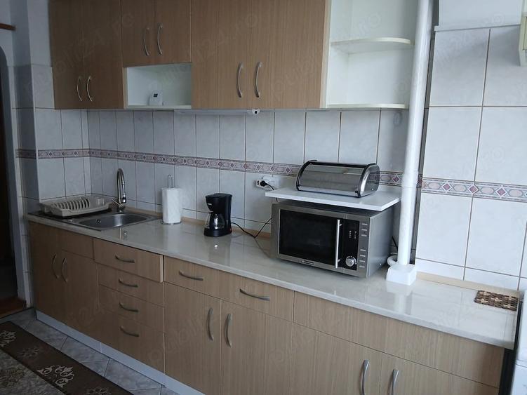 Apartament cu 3 camere decomandat în Tomis Nord