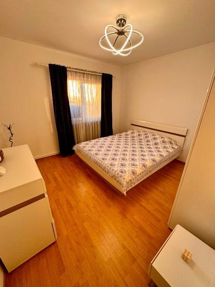Apartament cu 2 camere decomandat, mobilat în Dacia