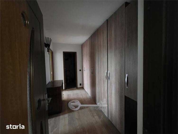 Apartament cu 3 camere decomandat, mobilat în Bd. Independenței