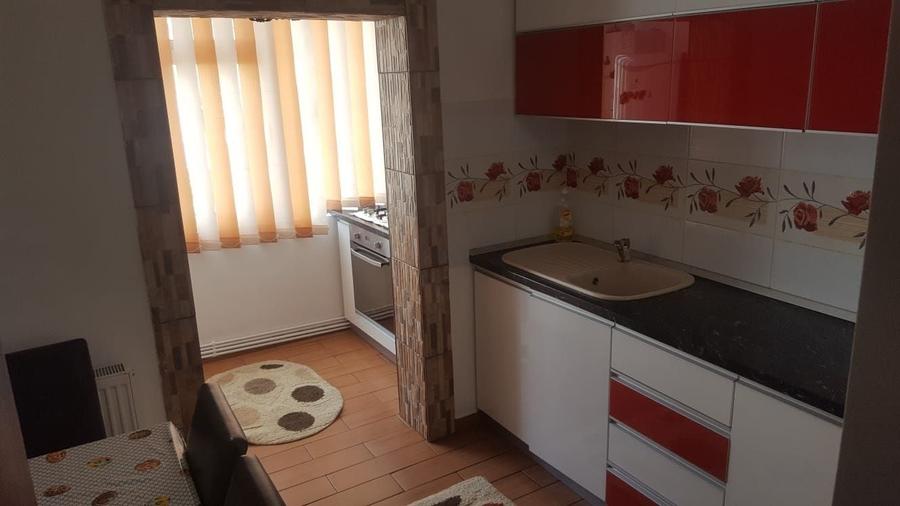 Apartament cu 3 camere decomandat în Exercițiu