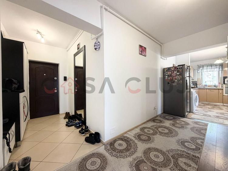 Apartament cu 3 camere semidecomandat, mobilat în Mărăști