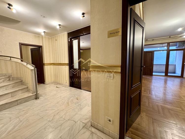 Vila centrala cu 13 camere *460mpu* + garaj // Dorobanți - 9