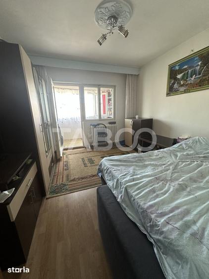 Apartament cu 2 camere decomandat în Ștrand
