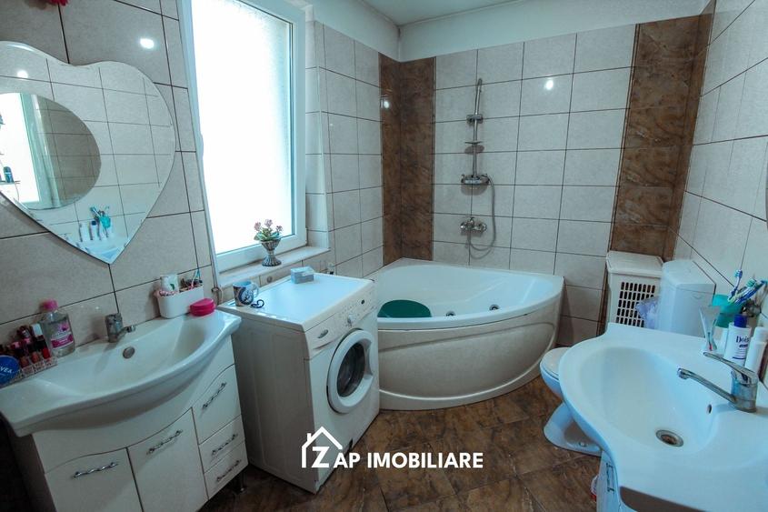 Casă individuală cu 5 camere cu Canalizare în Unirii