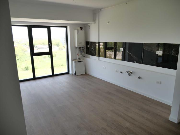 Apartament cu 2 camere decomandat în Băneasa