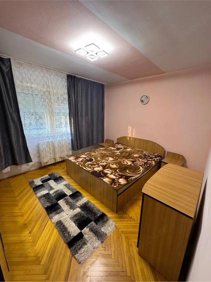 Apartament cu 2 camere decomandat în Steaua