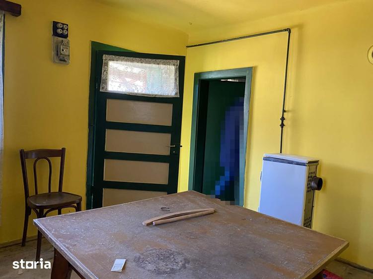 Casă cu 1 camere cu Teren 4400 Mp în Păsăreni