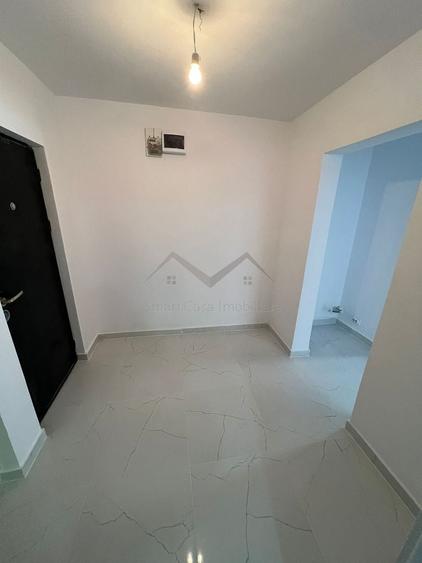 Apartament cu 2 camere decomandat în Nicolina