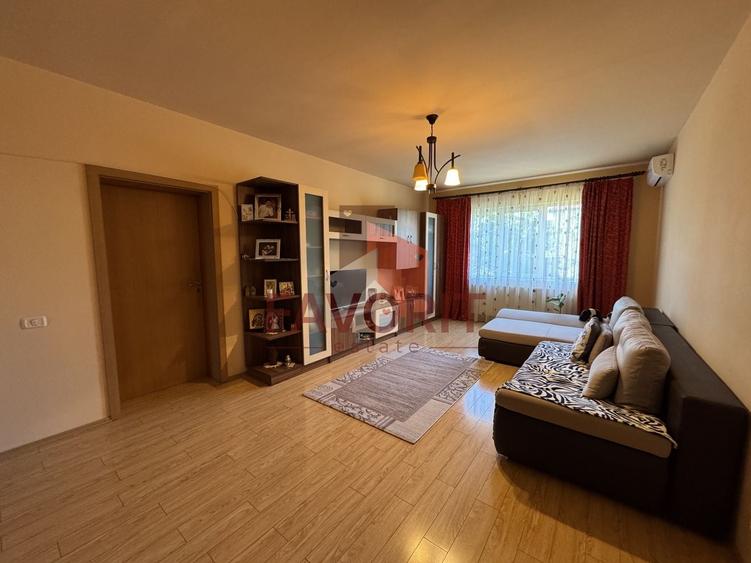 Casa individuala cu garaj . Zona Decathlon - 1