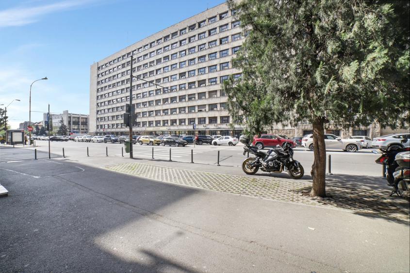 Spațiu comercial, de 48 mp, în Gara de Nord