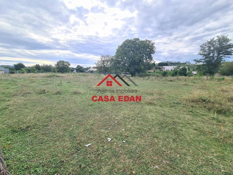 Teren de 3750 mp, în Central