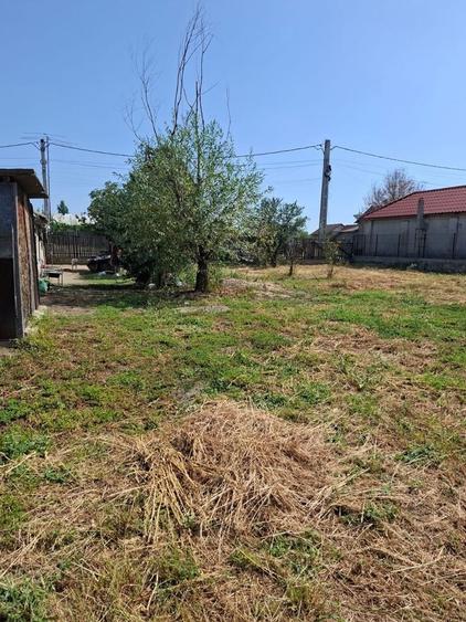 Casă cu 2 camere cu Teren 766 Mp în Poroschia