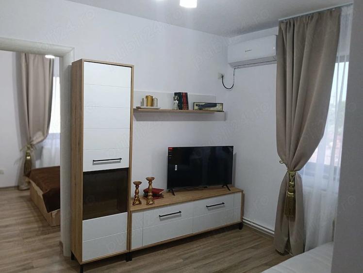 Apartament cu 2 camere nedecomandat în Central
