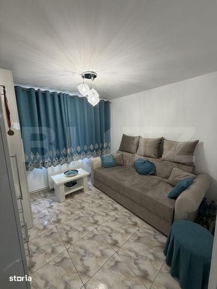 Apartament cu 4 camere în Micro 16