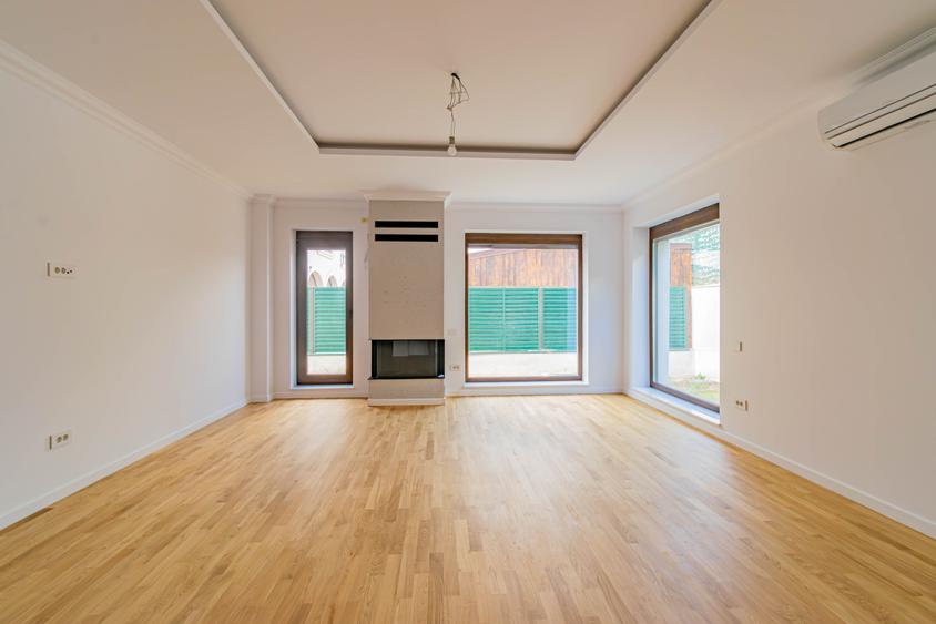 Vila moderna cu vedere la lac, ambient intim si elegant, piscina, carport - 7