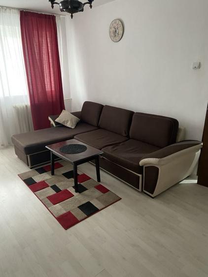 Apartament cu 2 camere semidecomandat în Fizicienilor