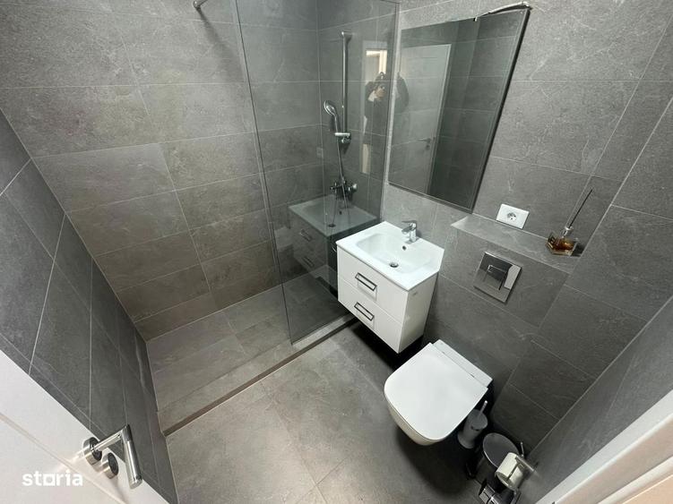 Apartament cu 2 camere decomandat, mobilat în Nordului