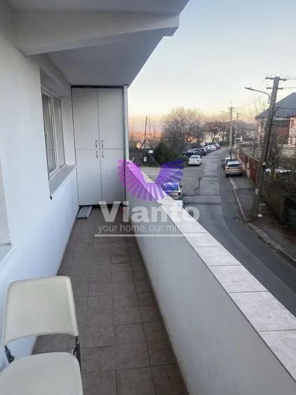Apartament cu 2 camere semidecomandat, mobilat în Calea Poplăcii