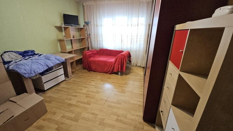 Apartament decomandat în Vitan