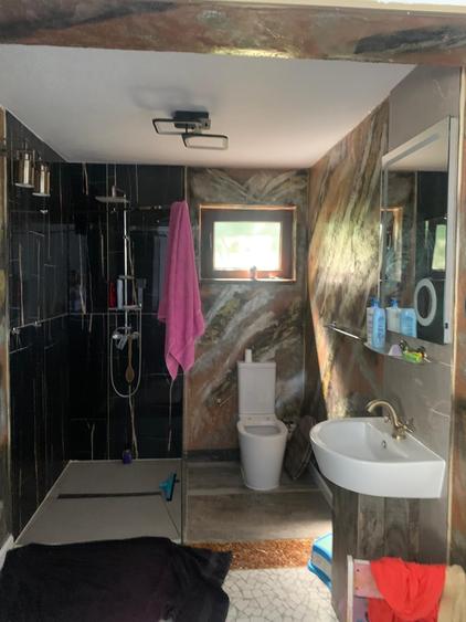 Casă cu 5 camere cu Canalizare în Puchenii Mari