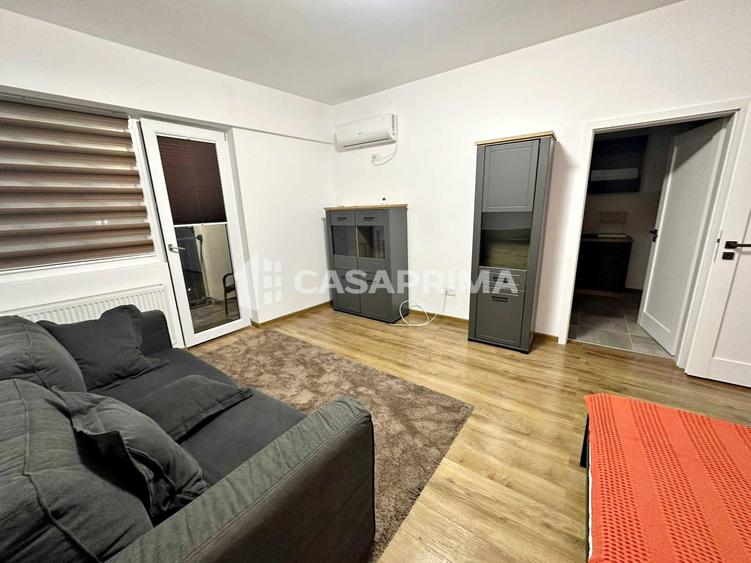 Apartament cu 2 camere decomandat în Gară
