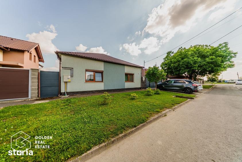 Casă cu 4 camere cu Teren 492 Mp în Central