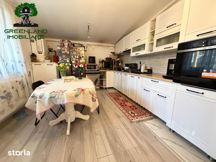 Apartament cu 3 camere în Cug