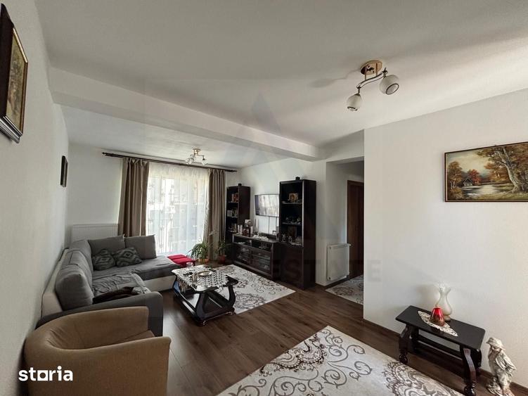 Apartament cu 3 camere decomandat, mobilat în Central