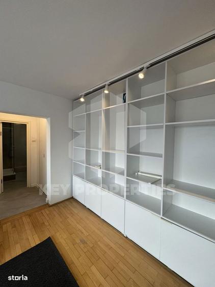 Apartament cu 3 camere, mobilat în Tineretului