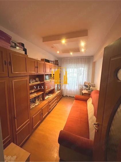 Apartament cu 3 camere semidecomandat în Trivale