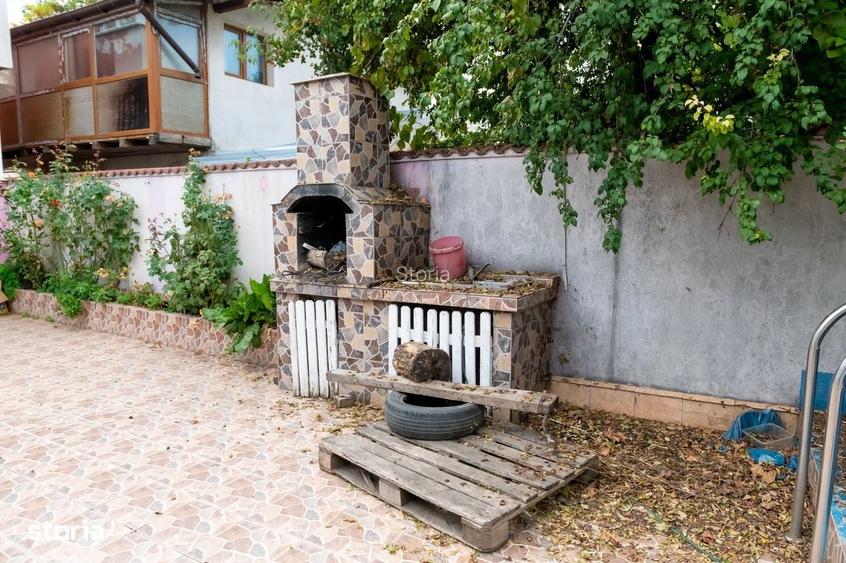Casa de vanzare Str. 8 Martie | Piscina | Garaj | Teren 330 mp