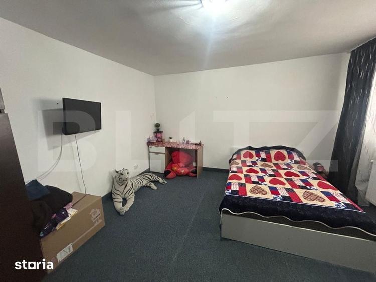 Apartament cu 3 camere decomandat în Micro 5