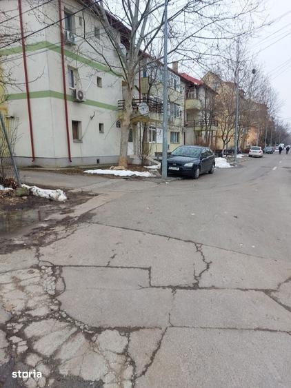 Teren de 3500 mp, în Central