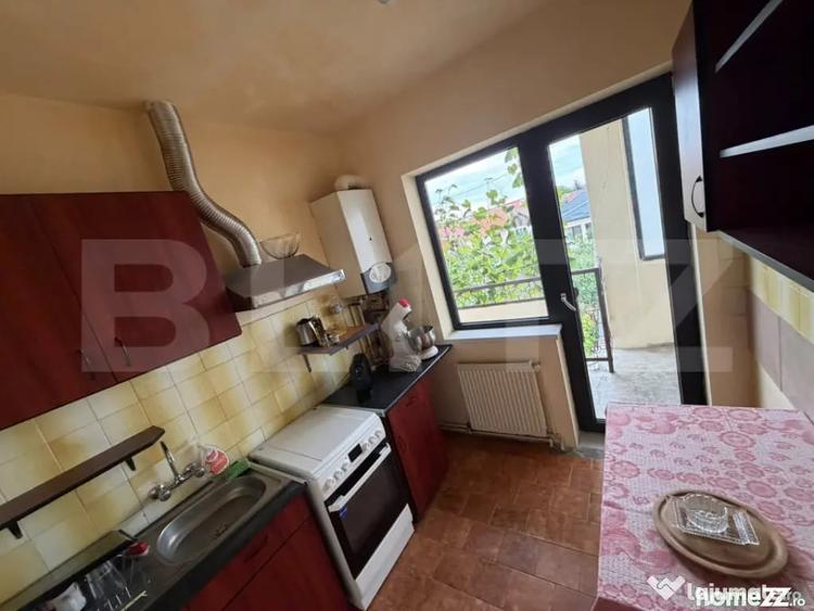 Casă cu 6 camere cu Teren 554 Mp în 14 Mai