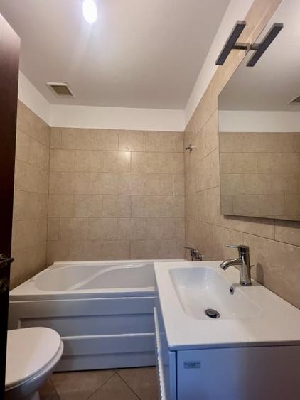 Apartament cu 3 camere în Dâmbovița