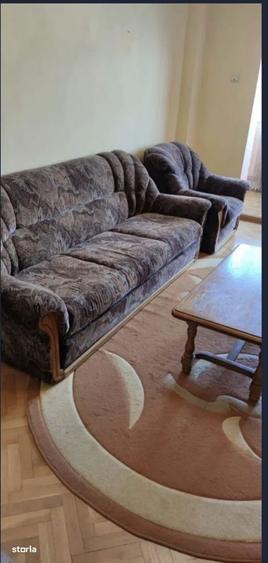Apartament cu 3 camere decomandat, mobilat în Județean