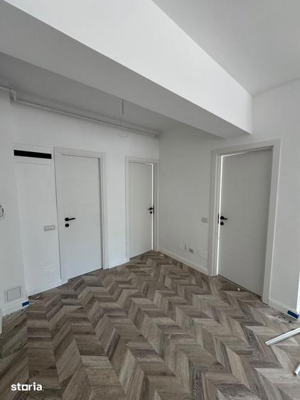 Apartament cu 3 camere decomandat în Chiajna