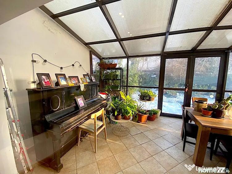 Casă cu 5 camere cu Teren 270 Mp în Dămăroaia