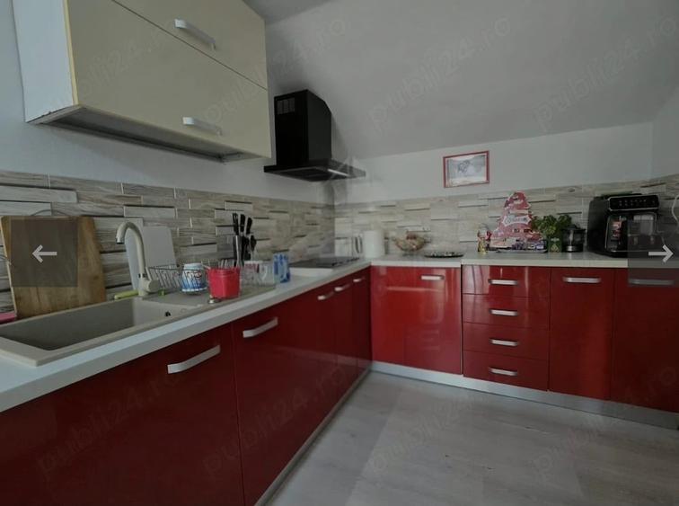 Casă cu 4 camere cu Teren 1763 Mp în Bucovina