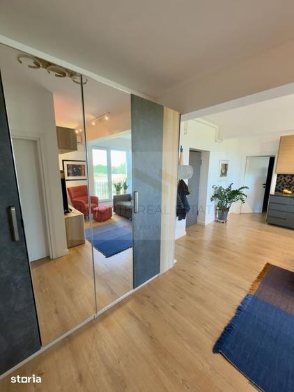 Apartament cu 3 camere semidecomandat în Tunari