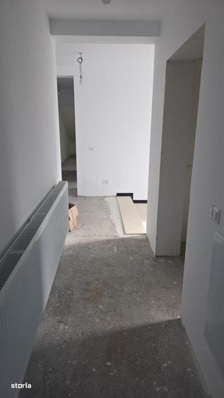 Casă cu 3 camere în Urleta