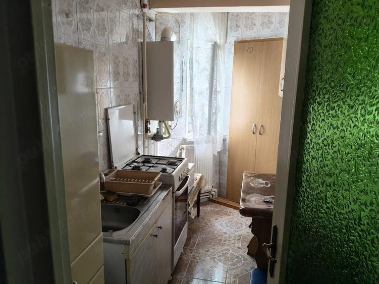Apartament cu 2 camere nedecomandat în Viziru 1