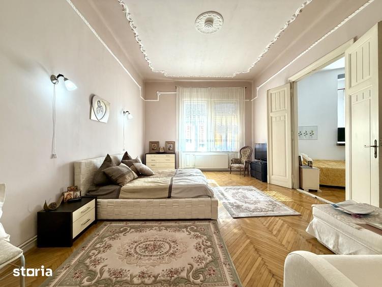 Apartament cu 4 camere în Central