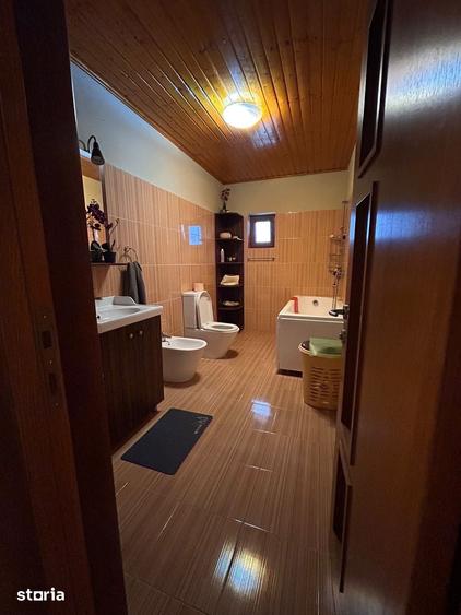 Casă cu 4 camere cu Teren 599 Mp în Brănești